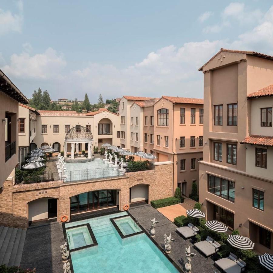 Toscana Town Square Suites Mu Si Exterior photo